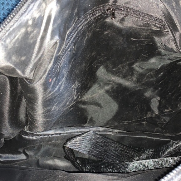 💎$350 retail WATERPROOF duffle luggage weekender - Picture 5 of 7